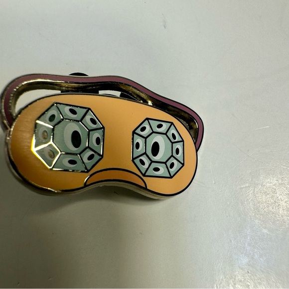 NWT. Disney pin featuring Dopey Snow White and the Seven Dwarfs as a sleep mask. - Picture 5 of 7
